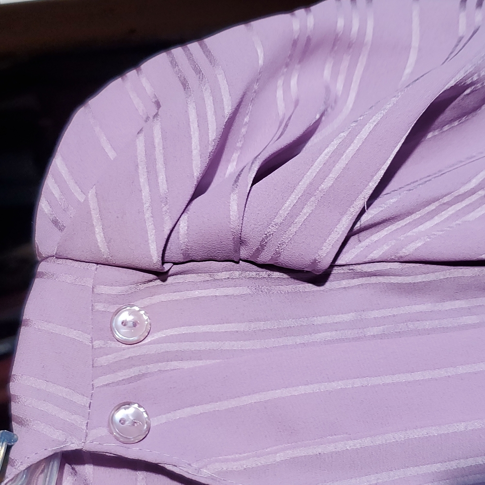 Very vintage (80's?, 70's?) Puffy sleeve silky shirt. Awesome piece - Picture 6 of 8